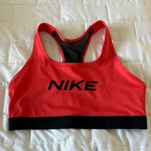 Nike Sports bra (2)